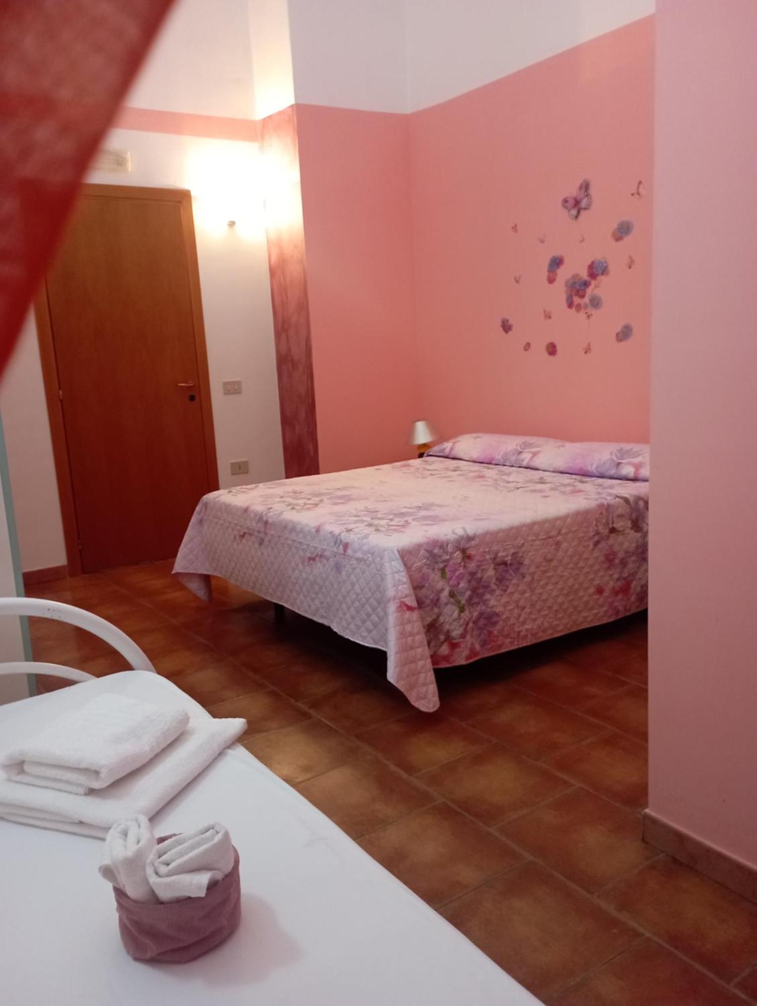 Ambrosia Hostel Alessandria del Carretto Extérieur photo